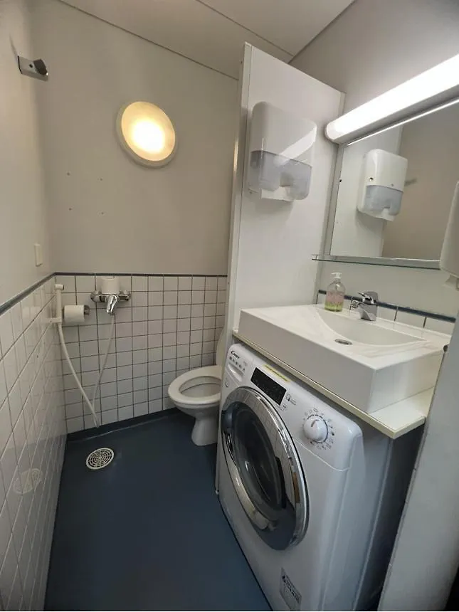 Hmi Smart Group Oy 0667 Vandrarhem Helsingfors