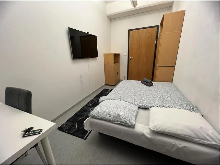 Hmi Smart Group Oy 0667 Hostel Helsinki Finland